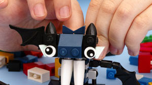 hands with lego